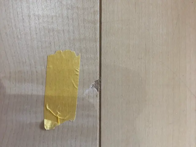 【木部キズ補修】床、建具等、各種補修お問合わせよりお気軽にご相談下さい。サービスの画像