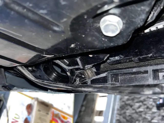 【エンジンスターター取付】富山県内どこへでも車の出張整備サービスいたします。サービスの画像