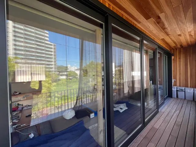 【防犯フィルム在庫あり！対応可能！】遮熱・プライバシー・その他もご相談ください！サービスの画像