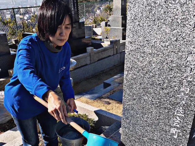 ＜神戸市発＞お花屋さんのお墓参り代行です。お花のご要望もお伺い致します。サービスの画像