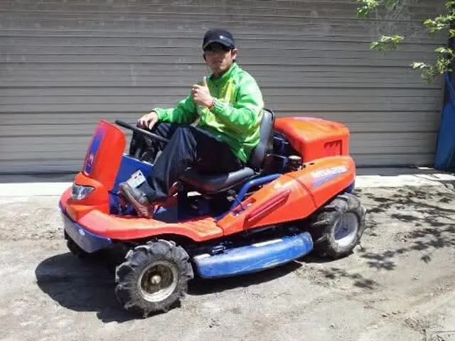 農家歴20年プロの技術でご満足いただけるように心を込めて作業いたしますサービスの画像