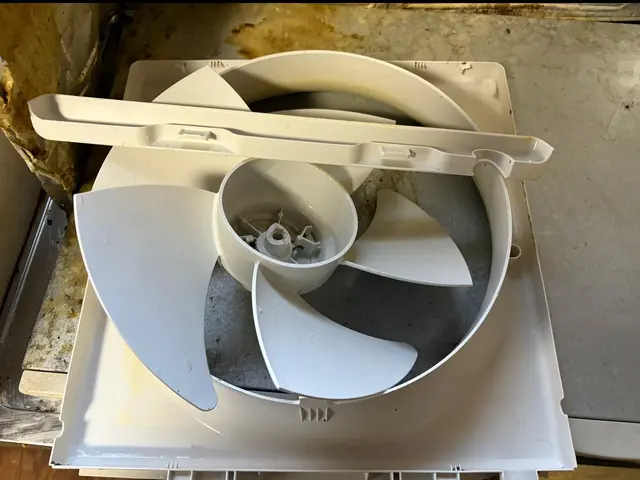 ☆頑固な油汚れお任せ下さい！プロの手で蘇るレンジフードクリーニング☆サービスの画像