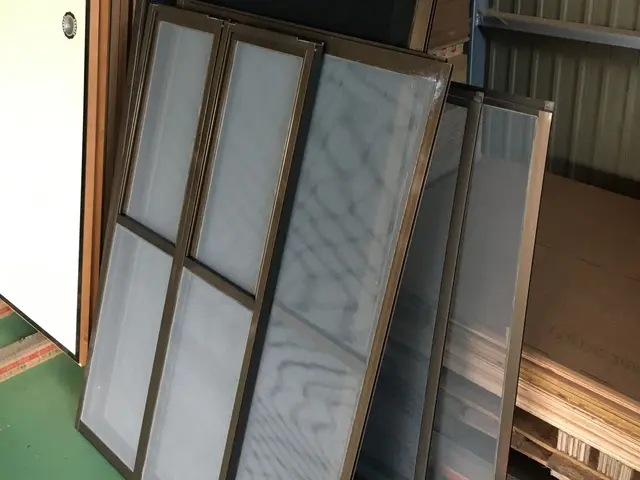 【２枚以上から受付】24メッシュを標準仕様！ペット対応網戸もお任せ下さい。サービスの画像