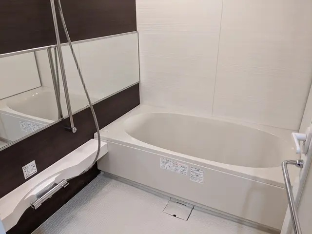 原状回復年間1,000件 オーナー様 管理会社様必見 退去立会から内装修繕も対応サービスの画像