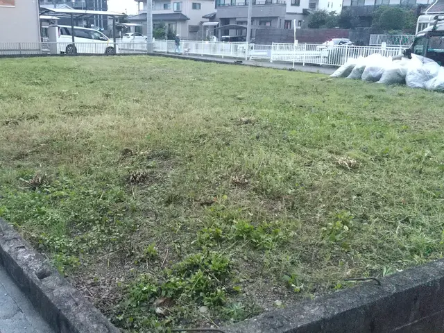 無料見積もり可！機械での草刈りは「お庭屋N-works」にお任せ下さい！サービスの画像