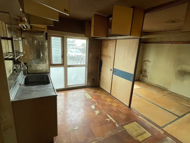 残置物撤去ゴミ屋敷空き家片付けなんでもご相談下さい！！現地見積もり無料！！サービスの画像