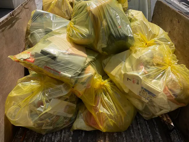 残置物撤去ゴミ屋敷空き家片付けなんでもご相談下さい！！現地見積もり無料！！サービスの画像