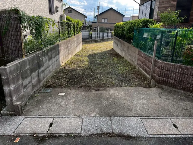 《作業外注一切なし》《女性スタッフ在籍》一級造園施工管理技士がお庭をスッキリ！サービスの画像