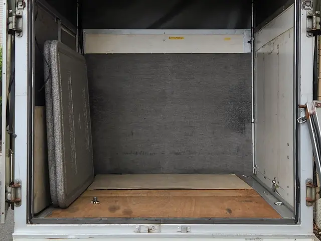 業界歴40年！作業外注一切なし◎安心の損害保険加入済み！女性スタッフ同行OK！サービスの画像