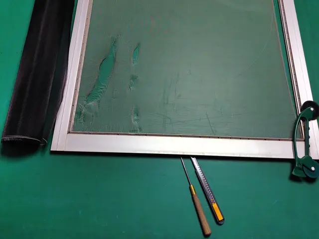 網戸張替え、即日対応致します。5枚以上割引有り!!　1枚からでも◎喜んで！サービスの画像