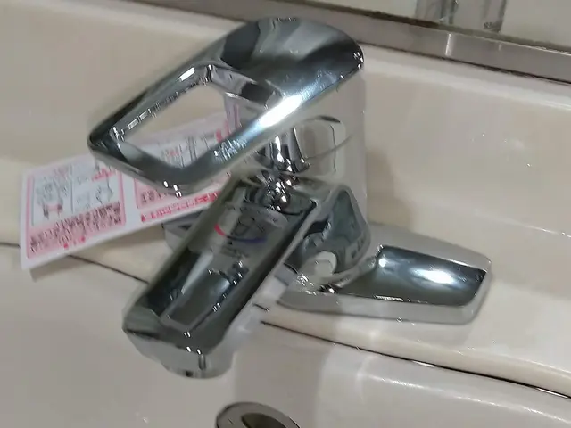 各メーカーの水栓の交換承ります！  急な故障の緊急時対応可!!！駐車場料金当店負サービスの画像