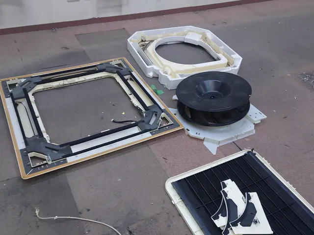 天井埋込型エアコンクリーニング☆綺麗な空気で集客アップのお手伝いサービスの画像