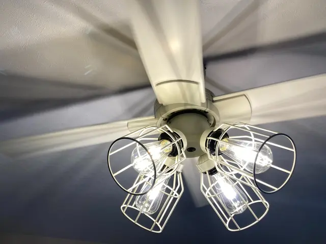 福岡市【LED・蛍光灯・電球・照明器具の取替え】プロの電気工事士が直接施工！！サービスの画像