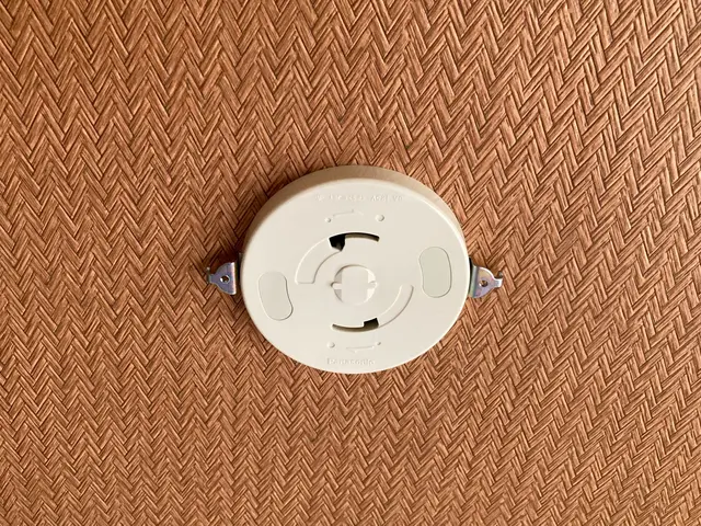 福岡市【LED・蛍光灯・電球・照明器具の取替え】プロの電気工事士が直接施工！！サービスの画像