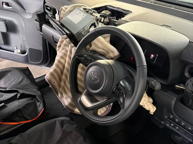 【自動車電装店】車の電気屋さんが見えない配線まで安全で綺麗に仕上げます！サービスの画像