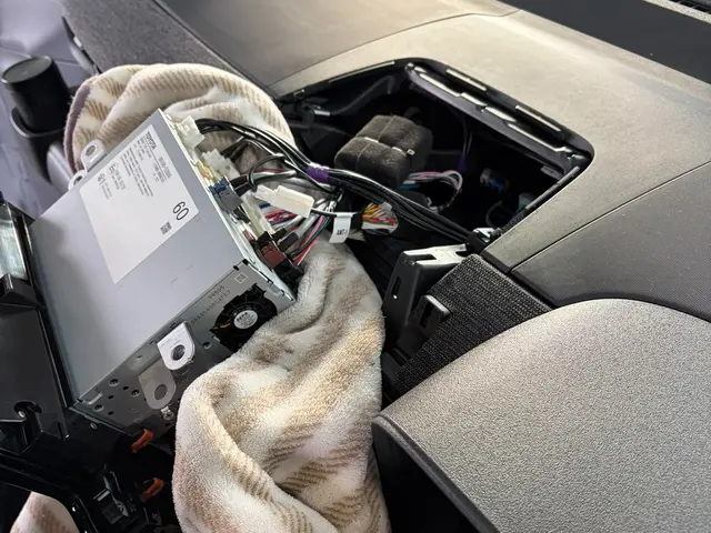 【自動車電装店】車の電気屋さんが見えない配線まで安全で綺麗に仕上げます！サービスの画像