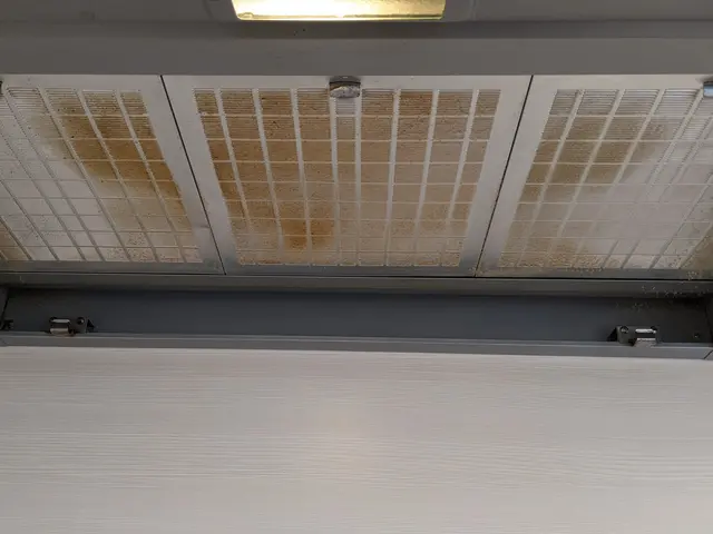 蓄積した油汚れもしっかり落とします。手の届きにくい場所はプロにお任せ♪サービスの画像