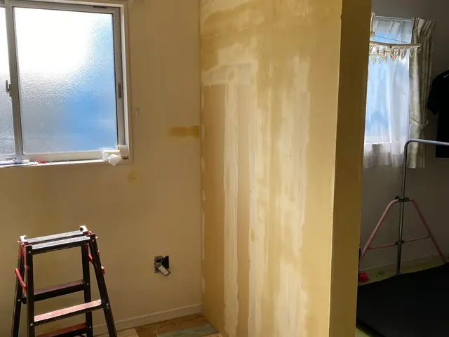 間仕切りで、お部屋の空間を使い分けできます。別途、建具も増設できます。サービスの画像