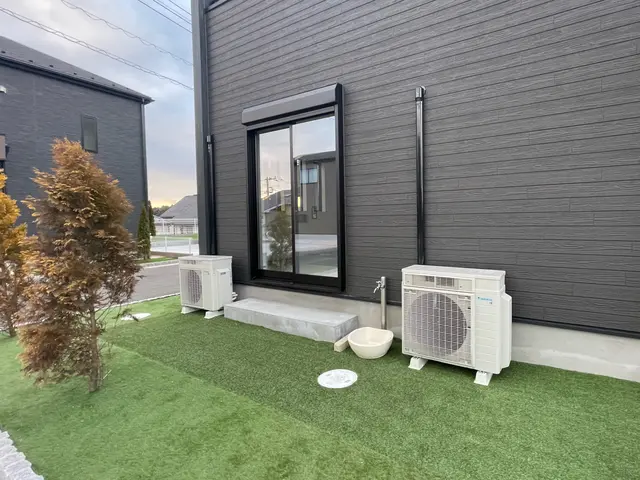 エアコン取り外し、回収有りの料金となります。処分無料です。サービスの画像