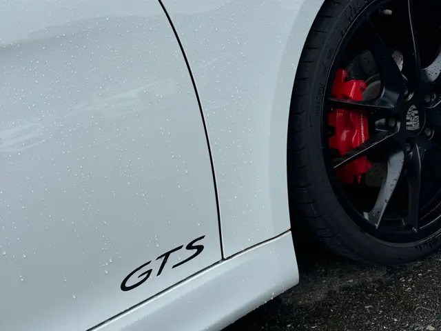 プロの技術でご満足いただけるように心を込めて作業いたしますサービスの画像