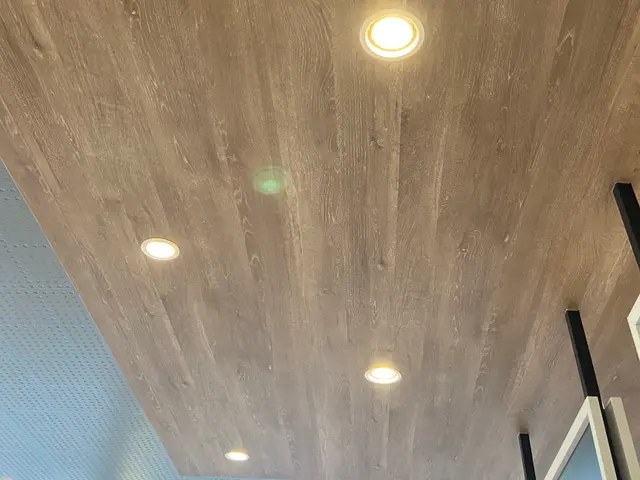 低圧電気取扱業務、電気工事施工管理技士、電気工事士免許習得者で安心♪サービスの画像