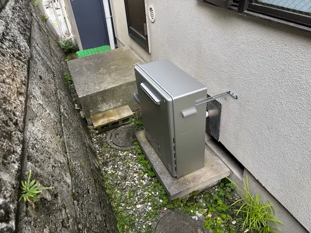 即日レスポンス！職人歴15年の実績で安心サポート！損害保険加入済み！土日祝対応可サービスの画像