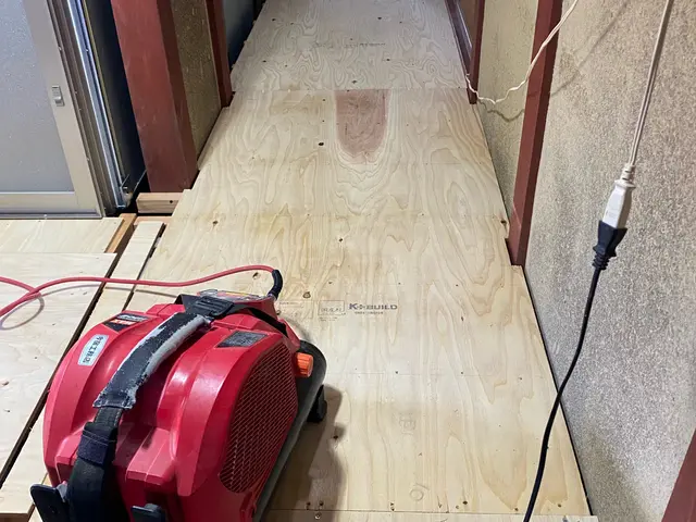 作業外注一切なし◎一つ一つの現場を大切に、徹底的に丁寧に仕上げます。サービスの画像