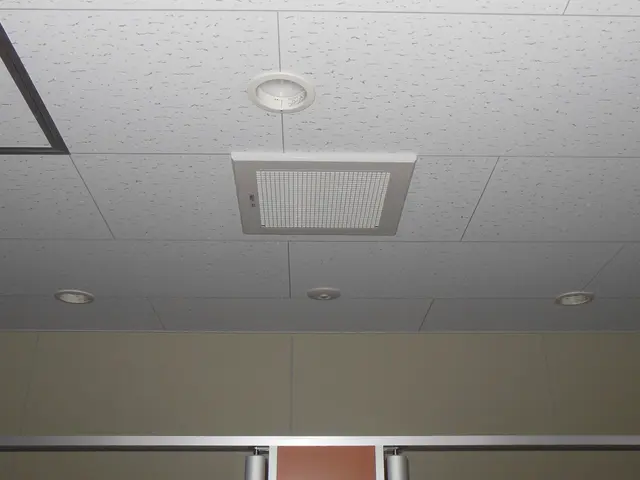 ◆業歴25年以上★トイレ換気扇の交換サービスの画像