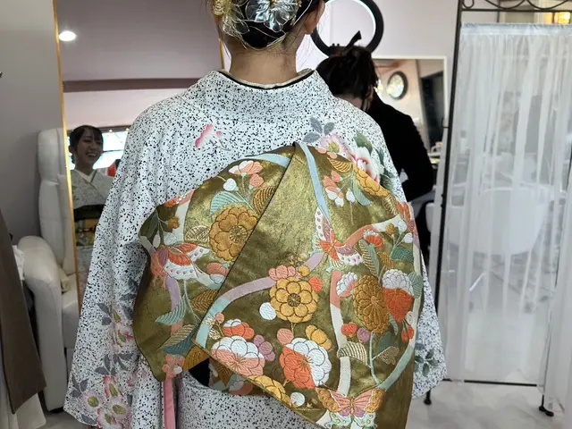 【新規キャンペーン】早朝対応可　ヘアセット可！母の着物を新感覚でコーディネート！