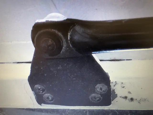 ドアクローザー交換サービスの画像