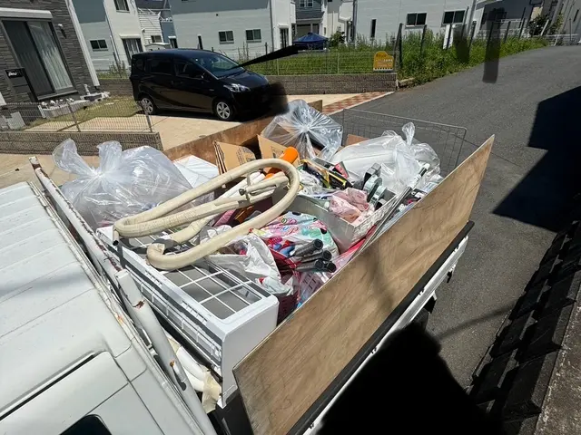 店長自ら伺う安心サービス！即日対応で迅速解決いたします大手買取店と提携していますサービスの画像