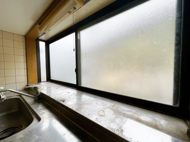 【諦めていた汚れもスッキリ！】プロの技術で、見違えるほどの美しさに♪サービスの画像