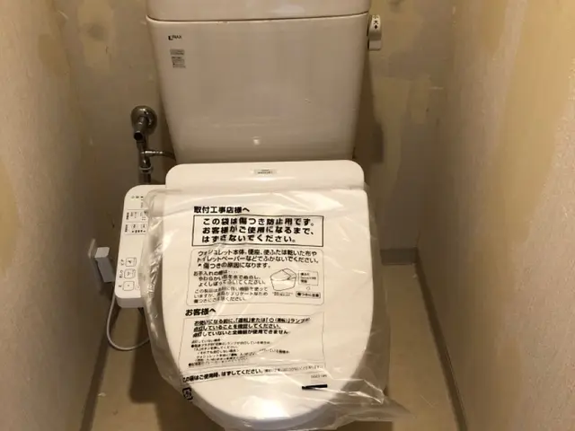 温水便座、ウォシュレット便座交換！　作業実績多数ぜひ当社にお任せください！サービスの画像