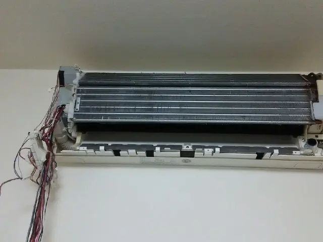 分解高圧洗浄☆経験豊富☆非喫煙者☆爽快エアコンクリーニン☆全メーカー対応サービスの画像