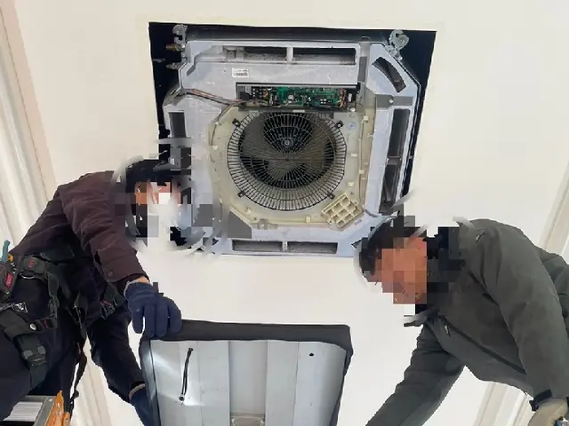 【安心の経験と実績】業務用エアコン工事★安心の損害保険加入！サービスの画像