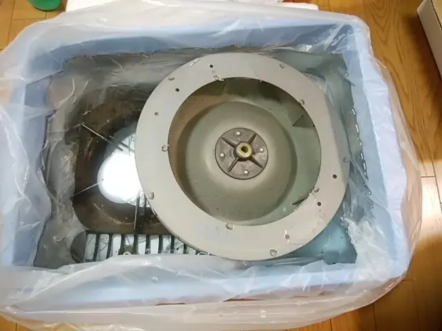 レンジフード清掃【11/30日曜までに実施した場合は3000円割引いたします】サービスの画像