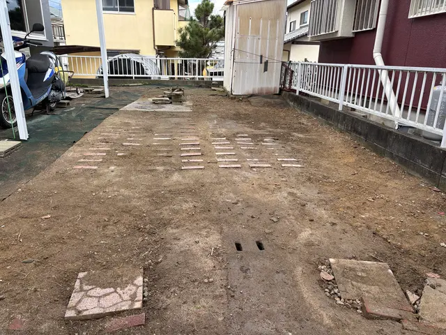 防草シート施工～お庭の草対策まるっとお任せ～サービスの画像