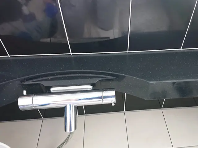 ◎経験豊富で確かな知識と施工技術。簡易補修も出来るので万が一も安心対応サービスの画像