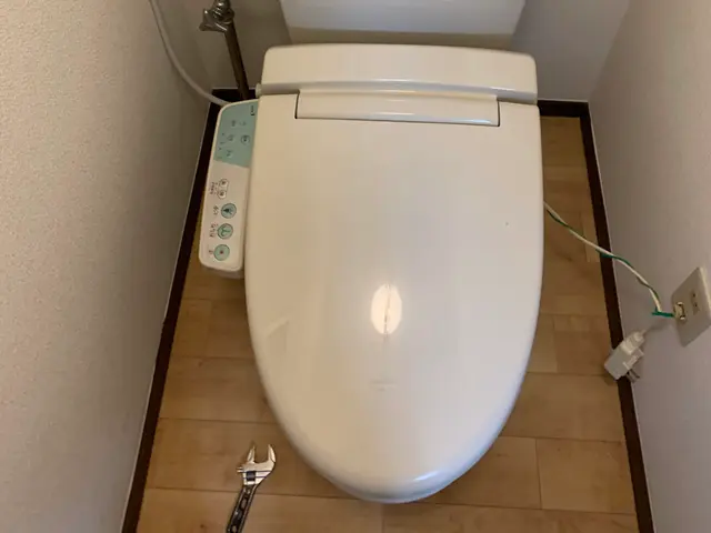 ウォシュレットの取付　取り外し　現状復帰作業対応してます！サービスの画像