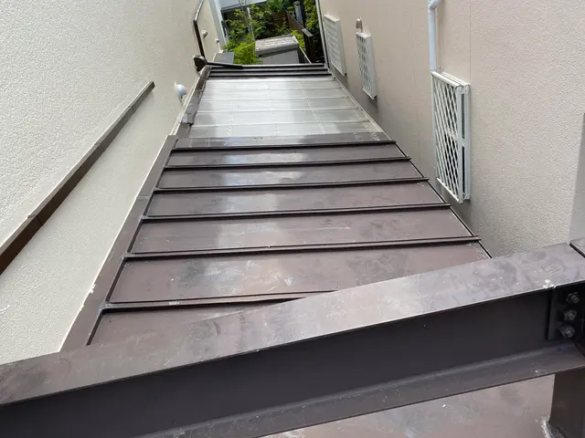 【業界歴20年以上】年中無休！100%自社対応◎損害保険加入済みで安心♪サービスの画像