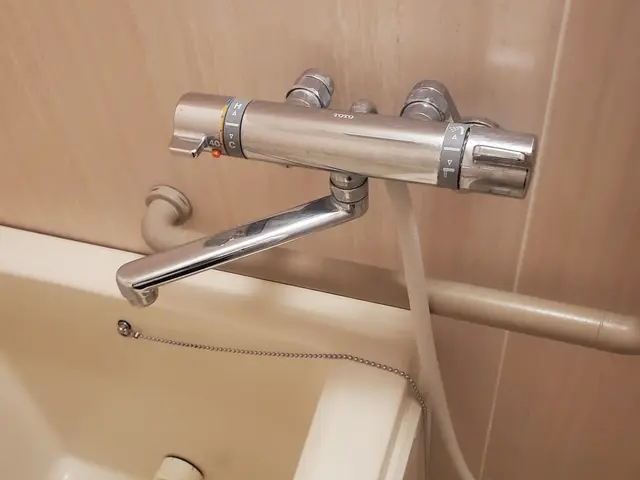 無料駐車場ご用意で300円値引き　大手作業歴15年　損保加入　P当社負担サービスの画像