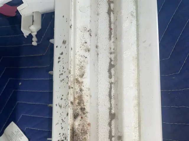 取り外し完全分解洗浄サービスの画像