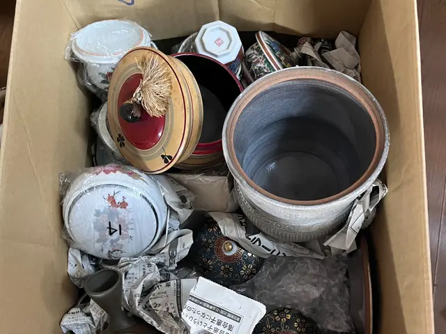 骨董品の目利きも！年間1000件以上の実績で安心の不用品整理！サービスの画像