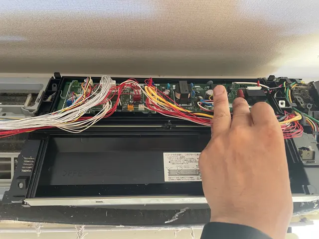 健康はきれいな空気から！徹底洗浄でカビとホコリを撃退！　複数台割引でお得！サービスの画像