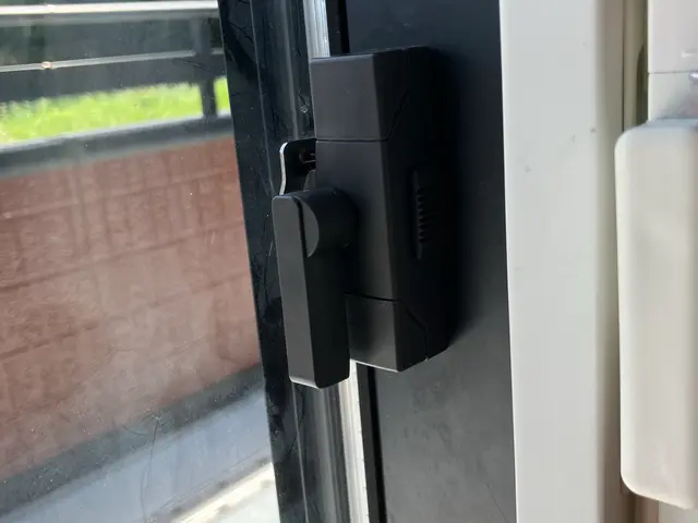 20年以上の経験で、迅速・安心の窓の防犯対策を実現！サービスの画像