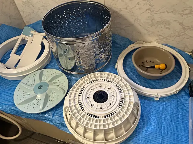 「嫌な臭い」、「カビ」が気になりましたら洗濯機内部洗浄を！サービスの画像