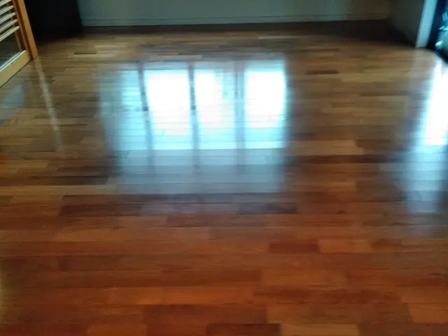 【年中無休・地域密着】　フロアークリーニングよろしくお願い致します！P代お店負担サービスの画像