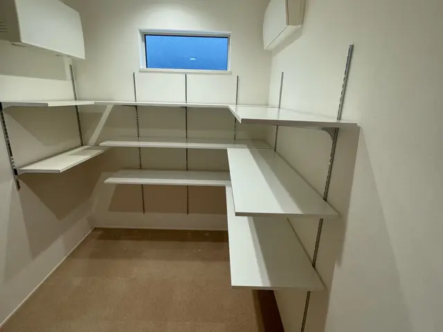 2024年[金賞]店舗！レーザー水平器を使用し施工！部材の相談もお任せください。サービスの画像