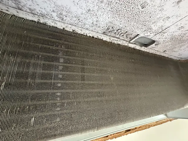 【天井型エアコン】施行に自信あり！キャッシュレスクレジット非接触決済対応します！サービスの画像