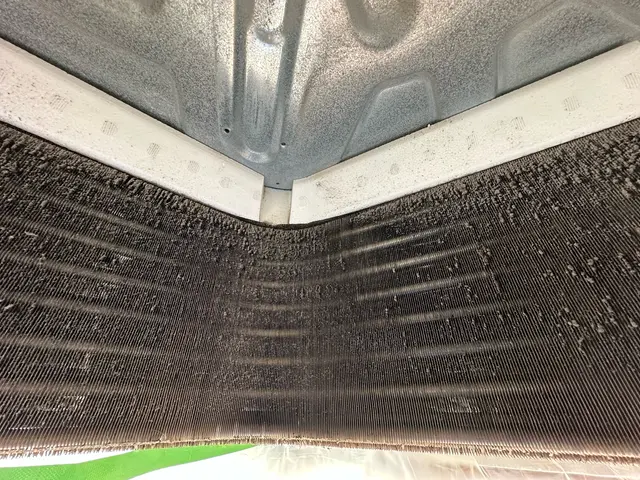 【天井型エアコン】施行に自信あり！キャッシュレスクレジット非接触決済対応します！サービスの画像